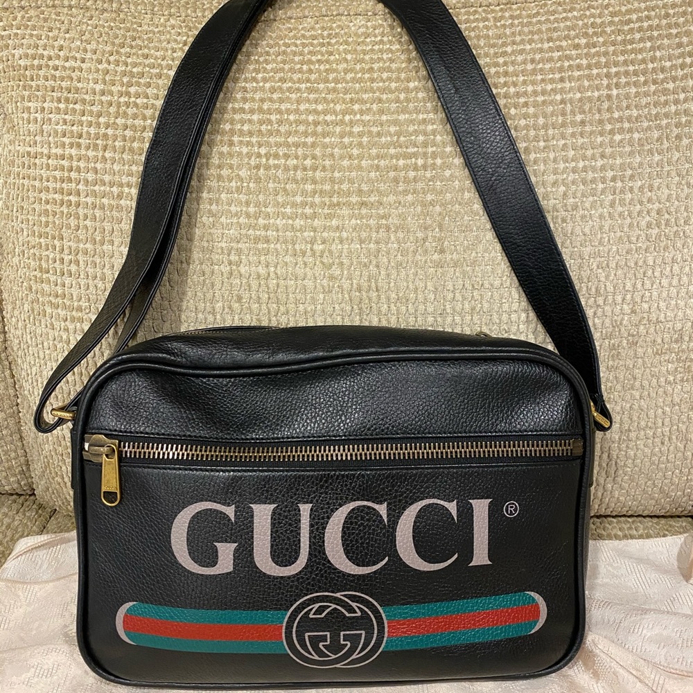 Gucci Messenger Bag